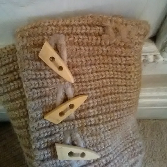 BearPaw Boots - Picture 2 of 5